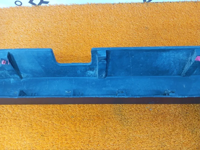 Накладка на порог наружная