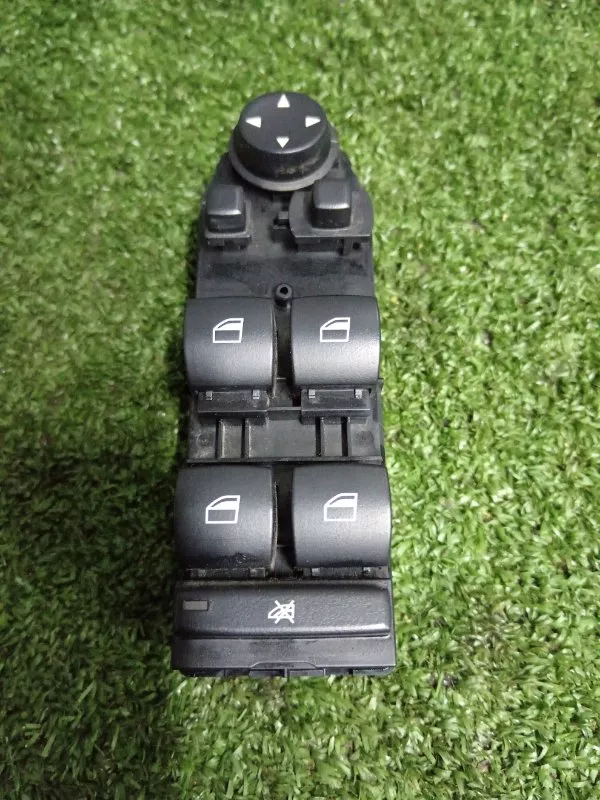 Блок управления стеклоподъемниками