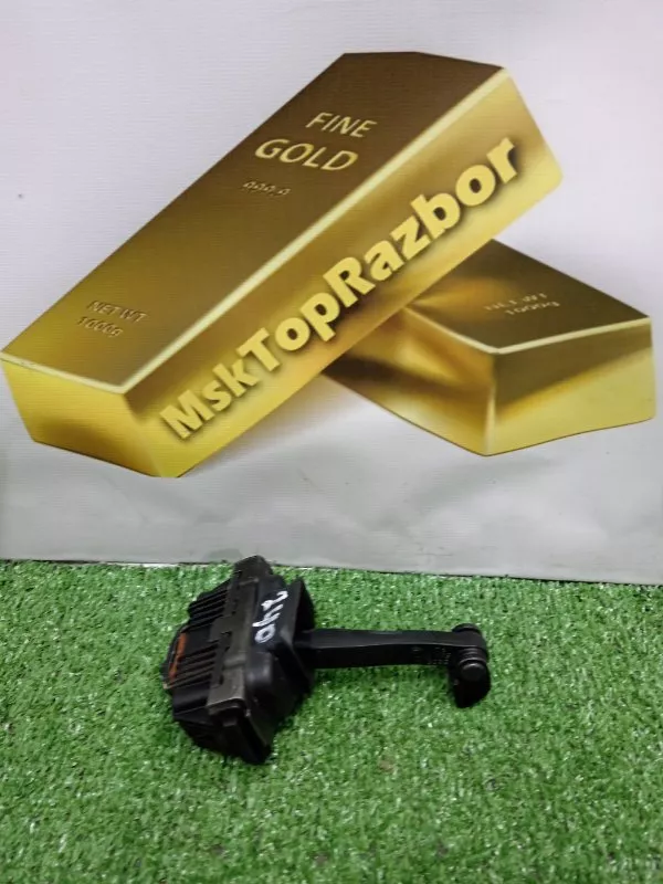 Ограничитель двери