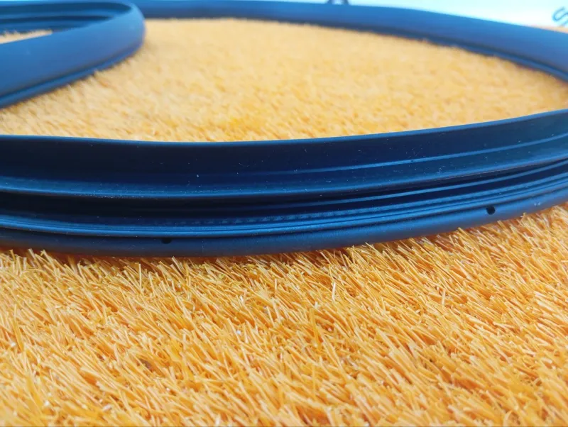 Уплотнитель проема двери