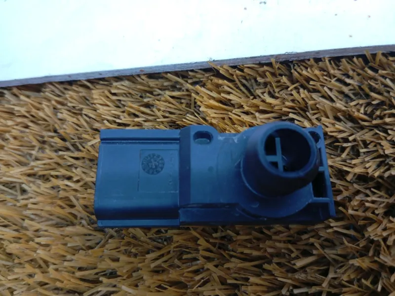 Датчик вакуумного усилителя