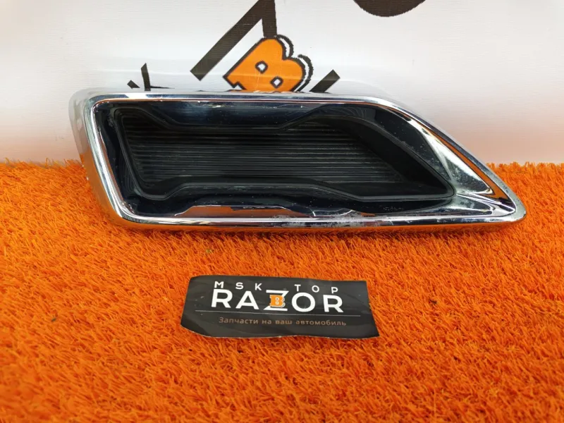 Молдинг бампера