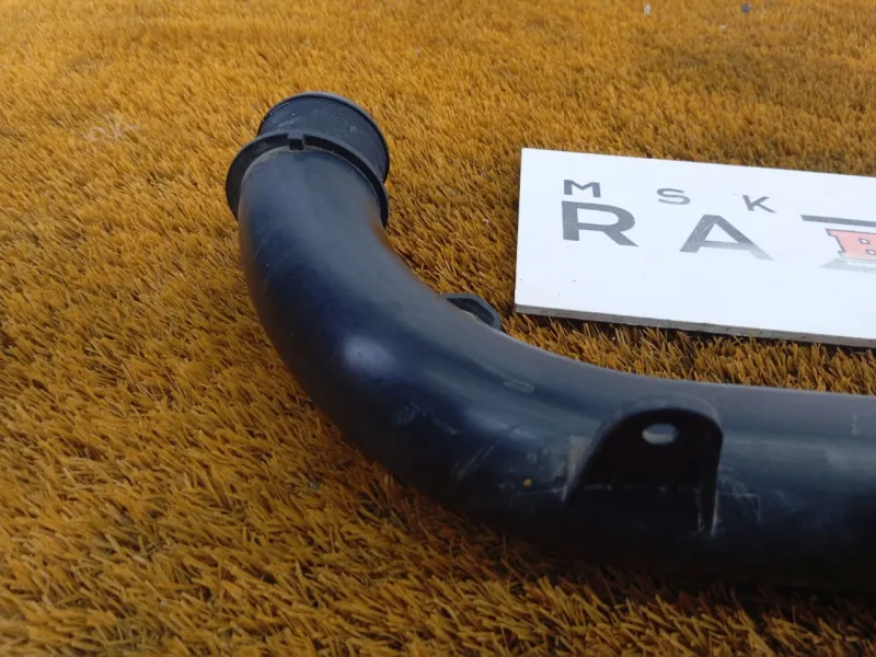 Патрубок интеркулера