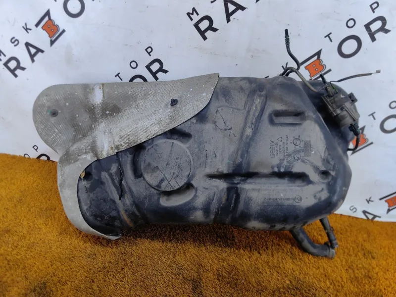 Бак топливный