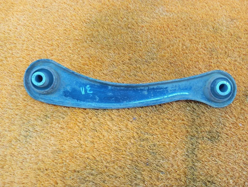 Рычаг подвески