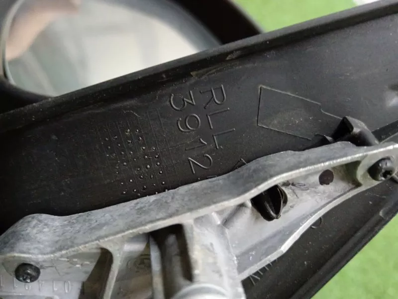 Зеркало боковое