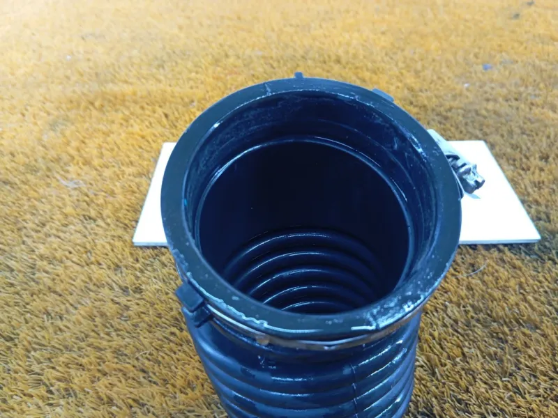 Патрубок воздушного фильтра