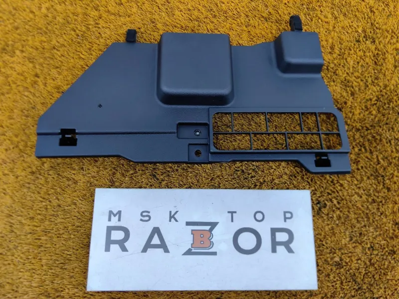 Накладка на торпедо