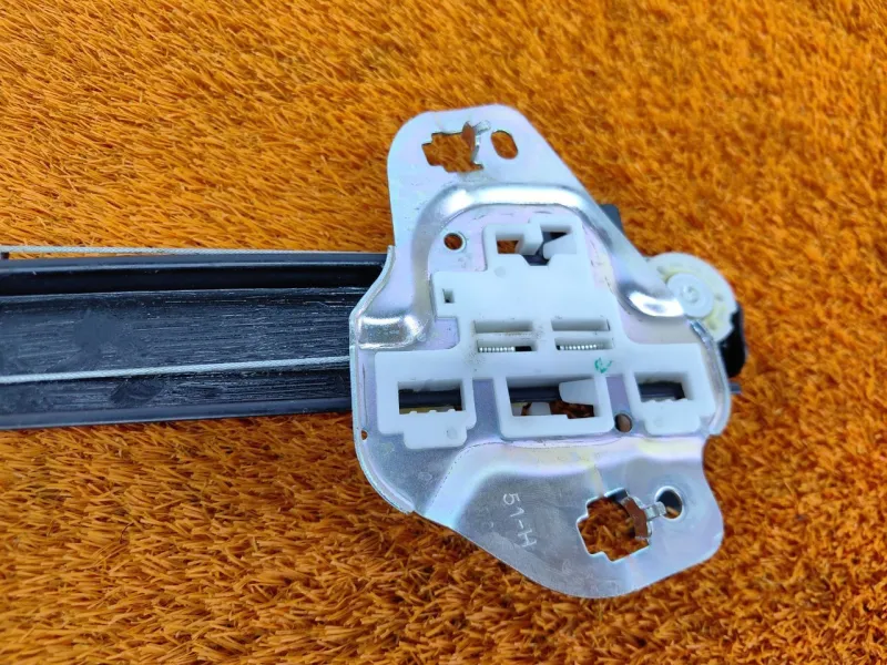 Стеклоподъемник