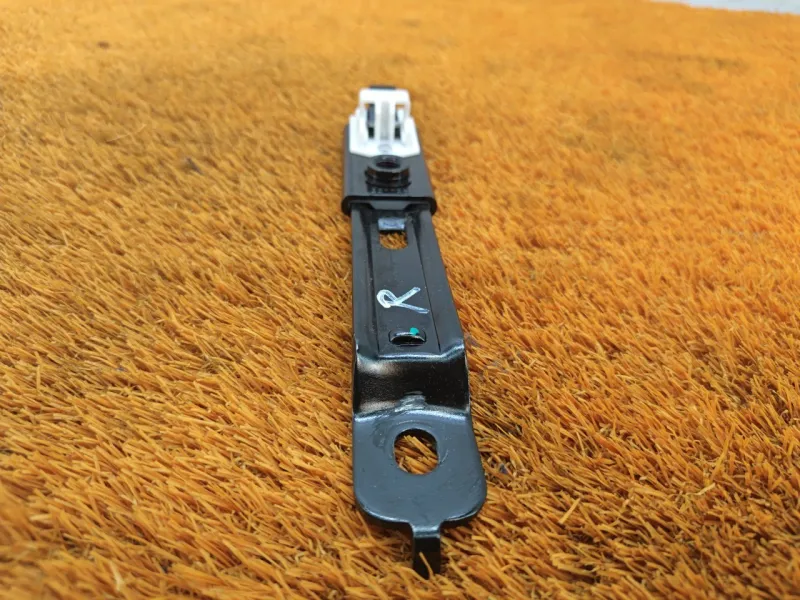 Механизм регулировки ремня безопасности