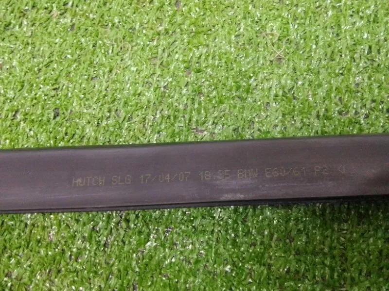 Уплотнитель стекла двери