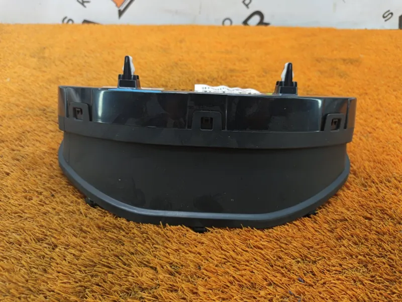 Панель приборов