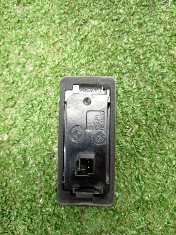 Фонарь подсветки номера