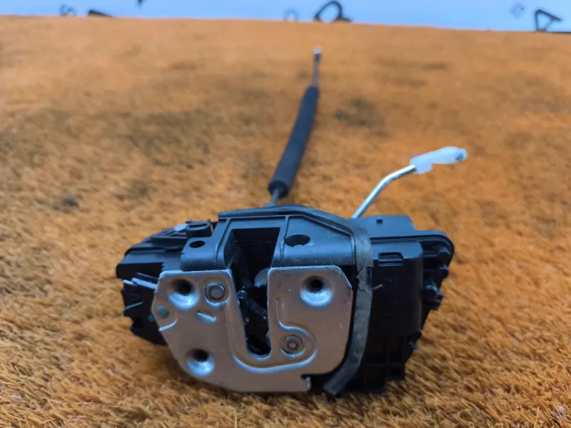 Замок двери