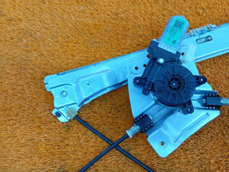 Стеклоподъемник