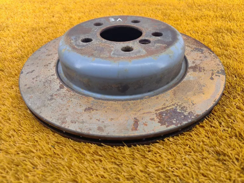 Диск тормозной BMW 5-Series 2019 34216882245 G30 B47D20A, задний левый