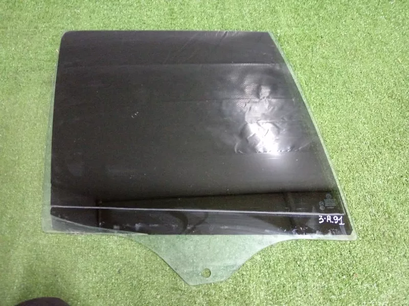 Стекло двери BMW X5 2004 51348402572 E53, заднее правое