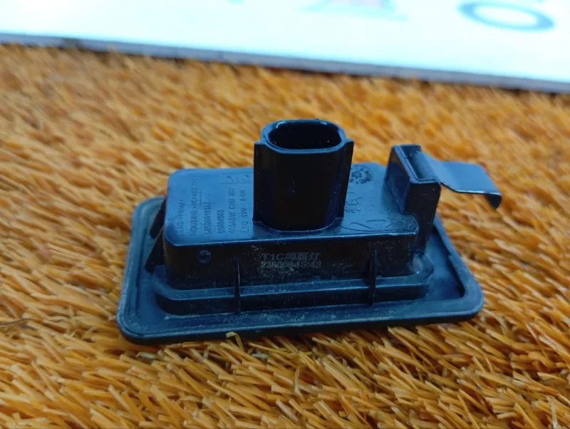 Фонарь подсветки номера