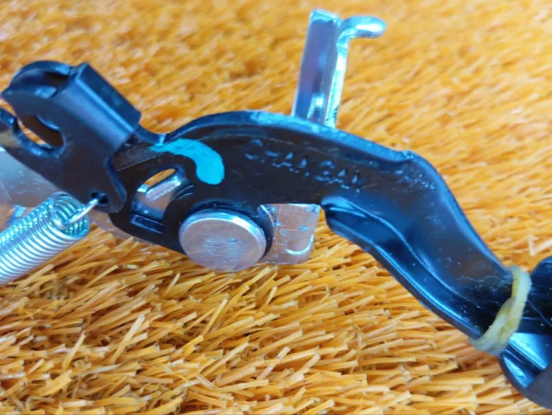 Ручка открывания бензобака