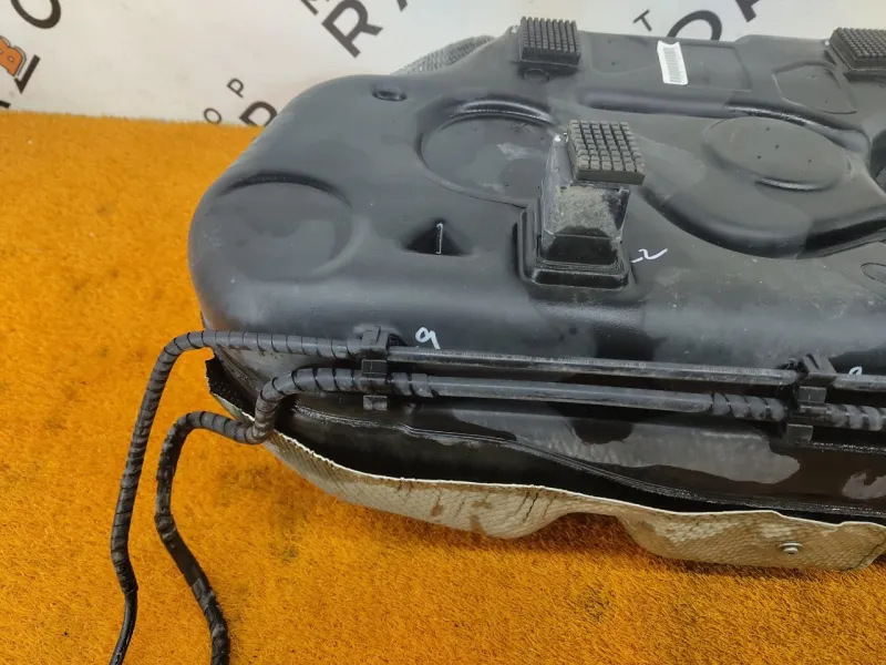 Бак топливный