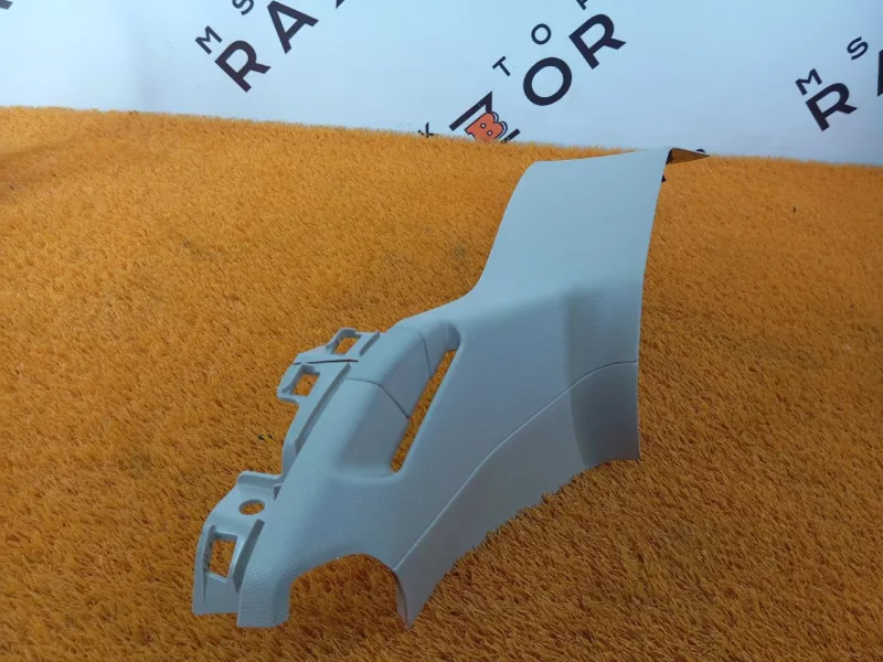 Обшивка багажника