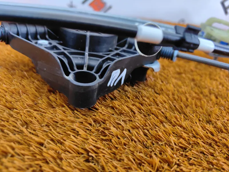 Стеклоподъемник