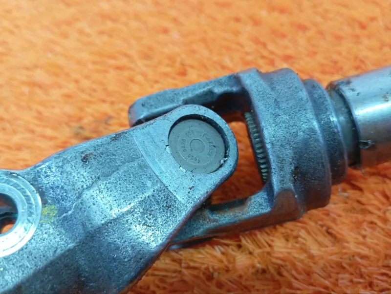 Рулевой карданчик