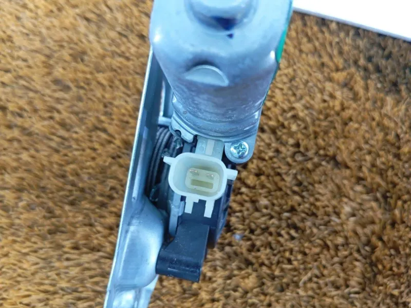 Стеклоподъемник