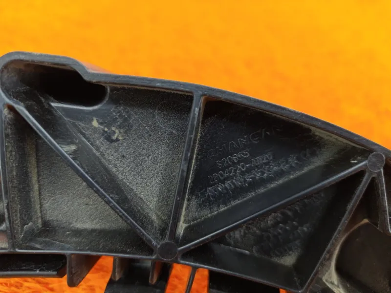 Кронштейн бампера