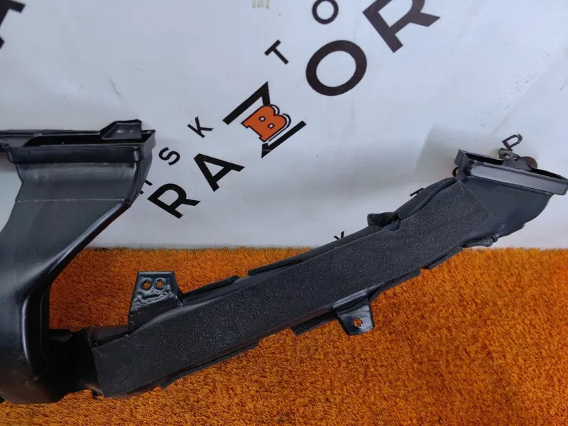 Воздуховод отопителя