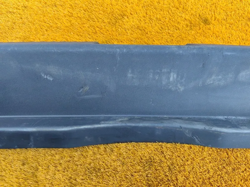 Накладка замка багажника