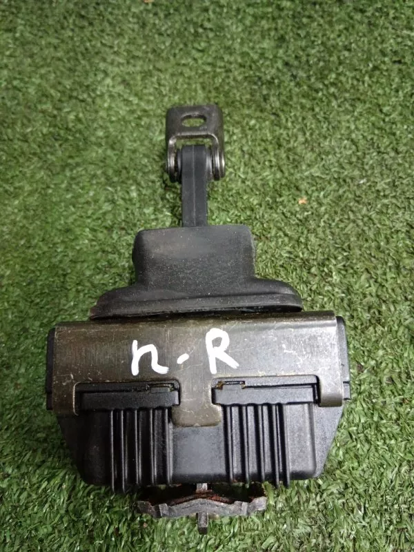 Ограничитель двери