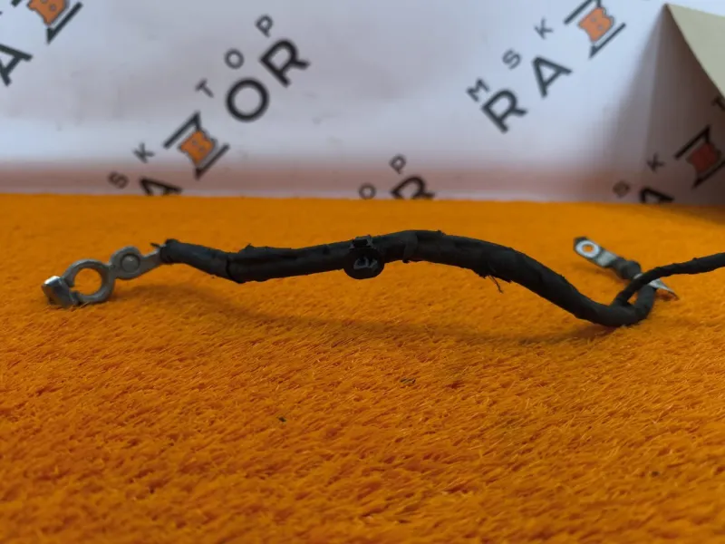 Клемма аккумулятора