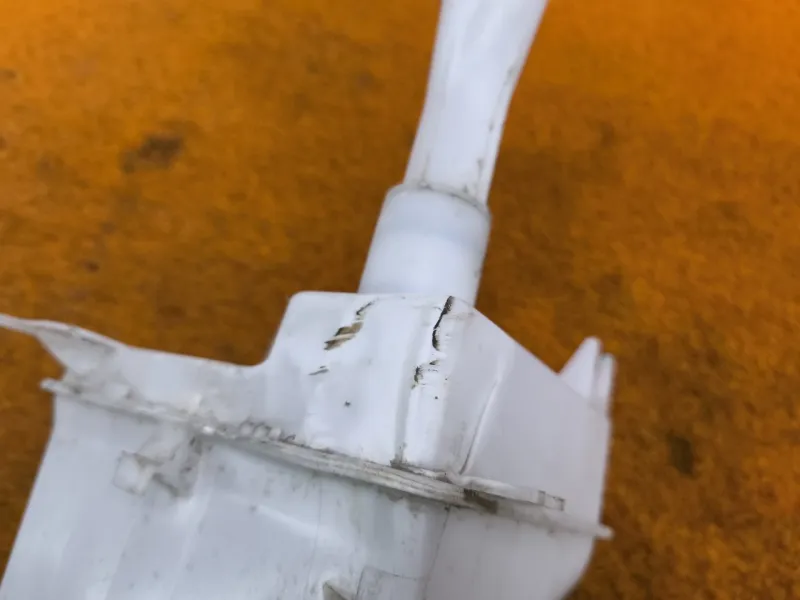 Бачок омывателя