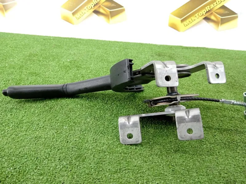 Рычаг стояночного тормоза