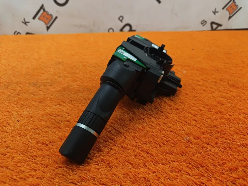 Подрулевой переключатель