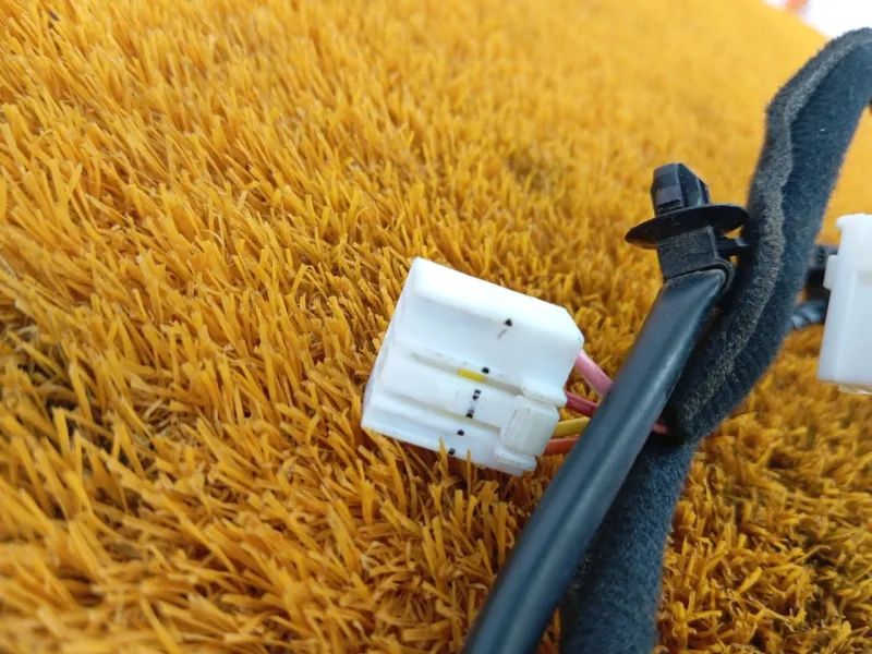 Проводка двери