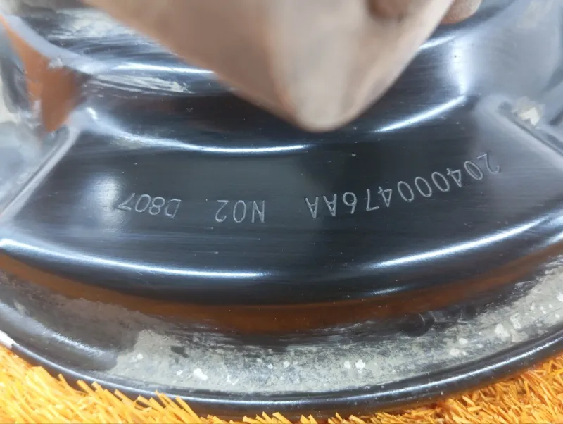 Кулак поворотный