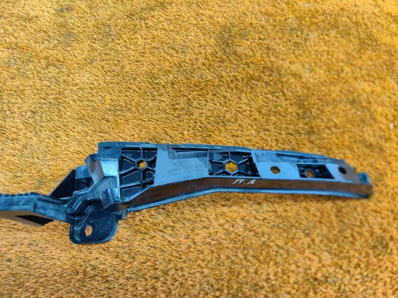 Кронштейн бампера