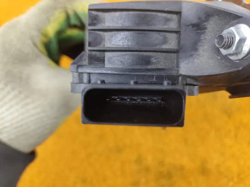 Педаль газа Chery Tiggo 7 PRO 2023 204000516AA SQRE4T15C