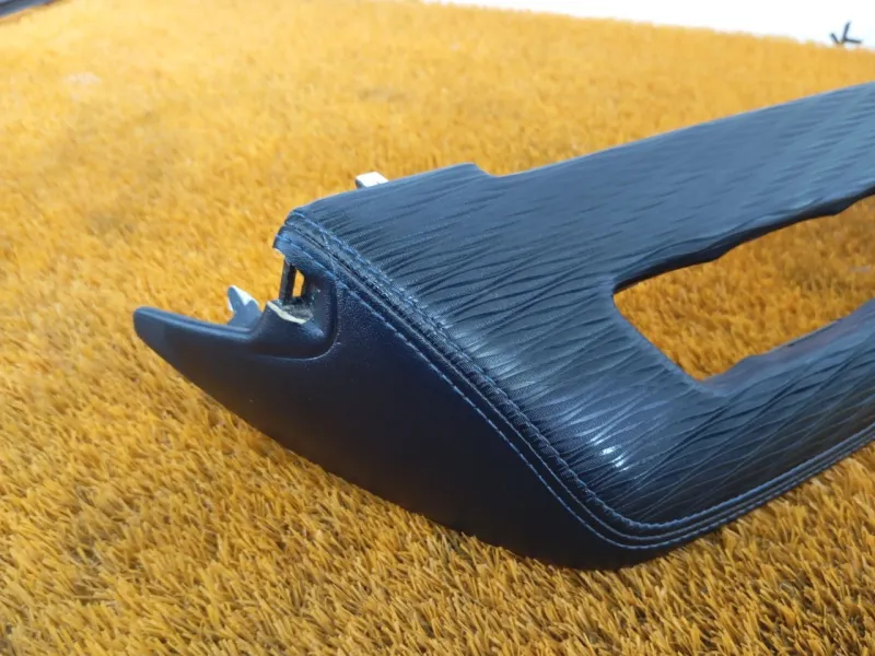 Накладка торпедо