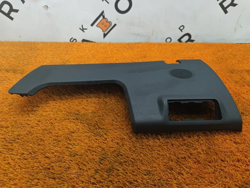 Накладка на торпедо