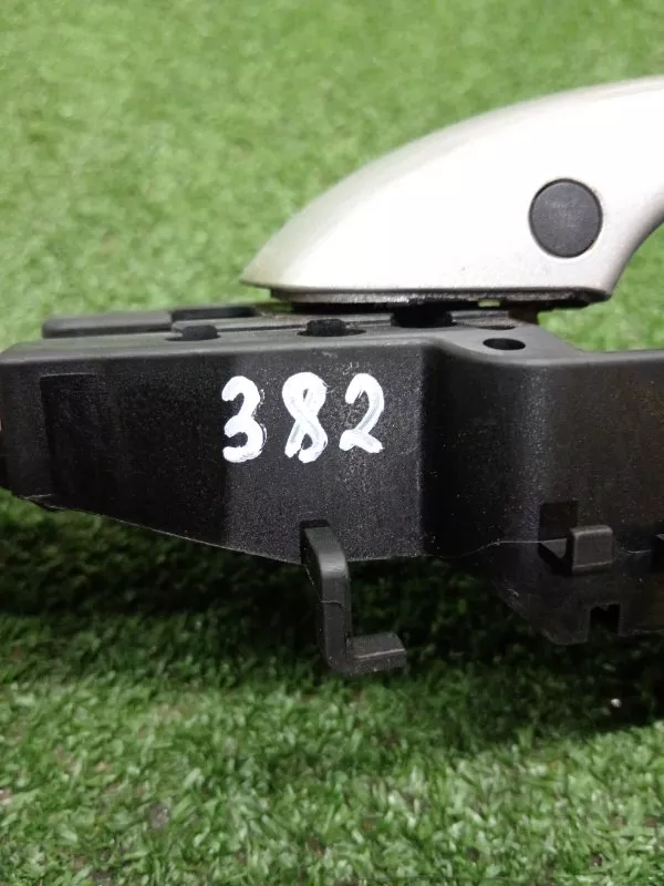 Ручка двери наружняя