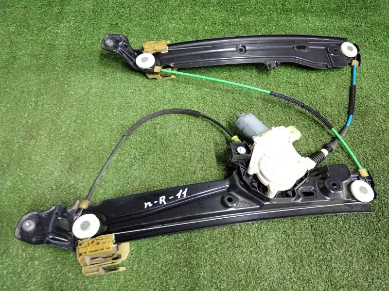Стеклоподъемник BMW 5-Series 2010 51337182132 F10, передний правый