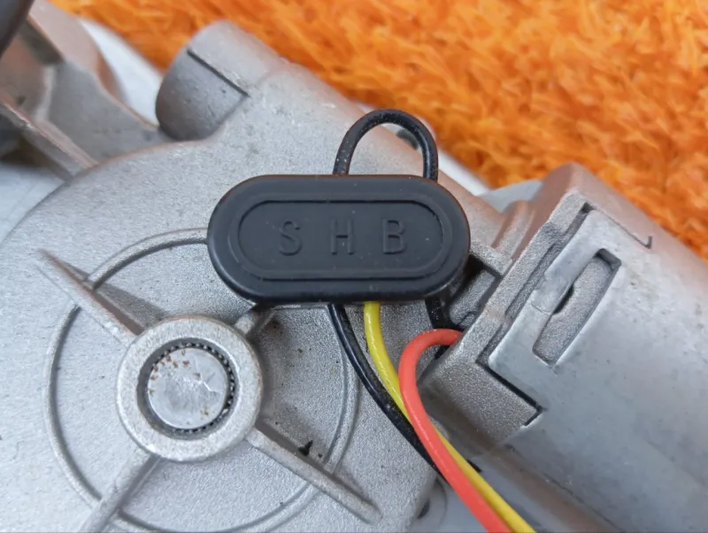 Моторчик стеклоочистителя