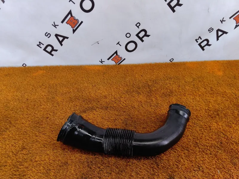 Патрубок воздушного фильтра