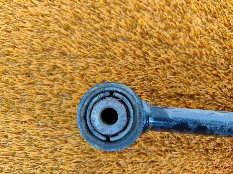 Рычаг подвески