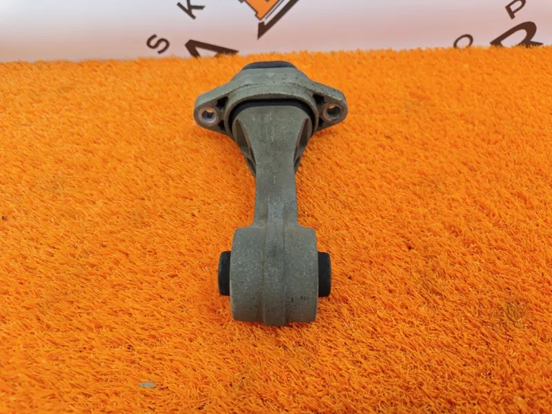 Подушка двигателя