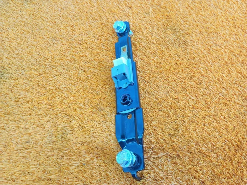 Механизм регулировки ремня безопасности