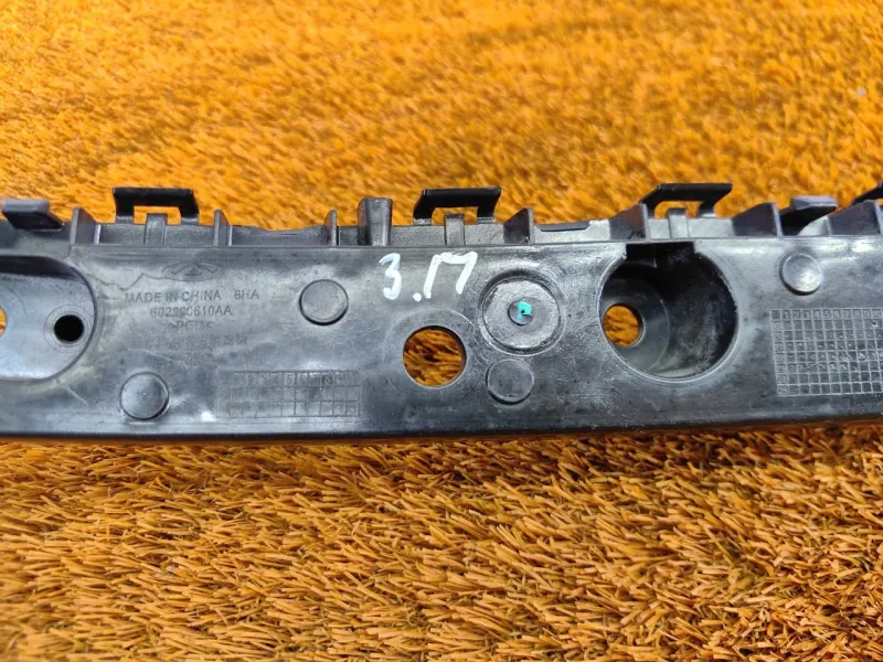 Кронштейн бампера